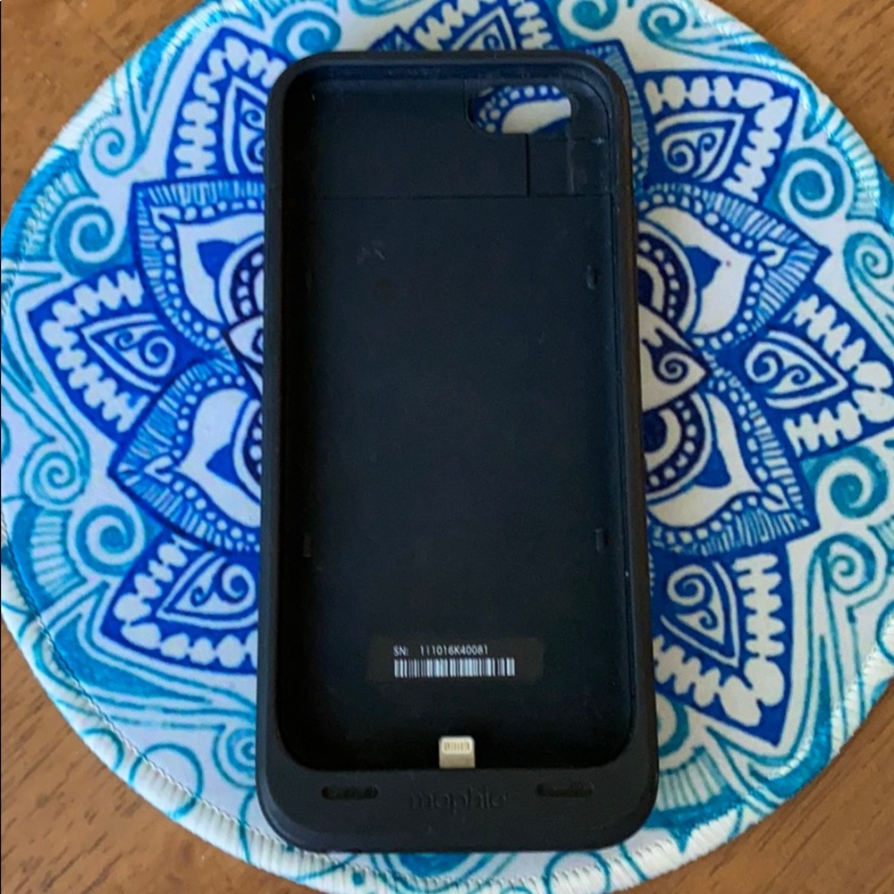 iPhone Mophie case for 6 or 6s